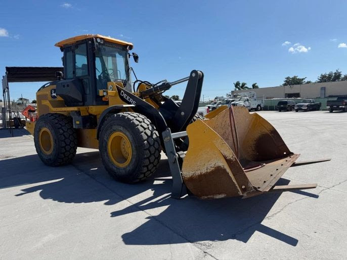 2024 John Deere 524P Wheel Loader