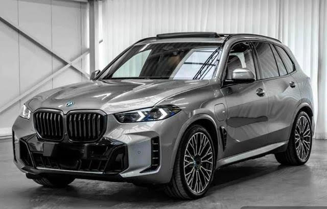 Pleased to present the following factory-armoured BMW, delivered directly from BMW Protection Vehicles with full VR6 certification.