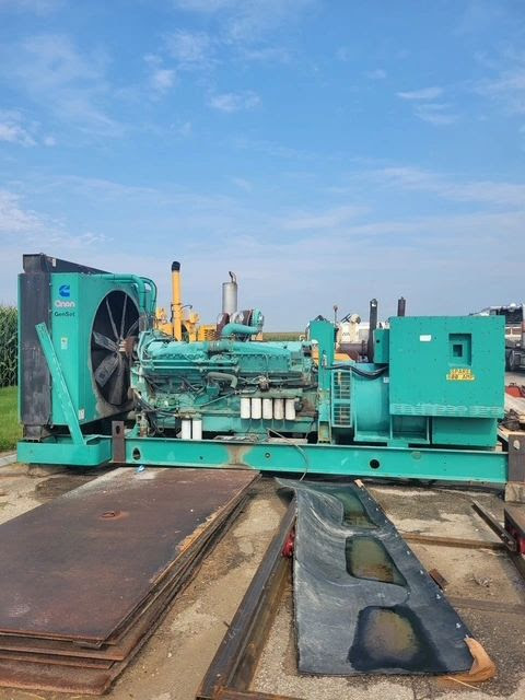 2000 Cummins 1250KW Diesel Generator