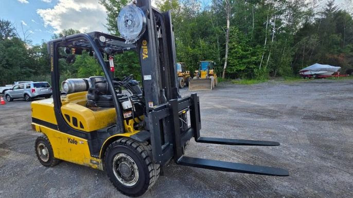 2016 Yale GLP100 VX Forklift