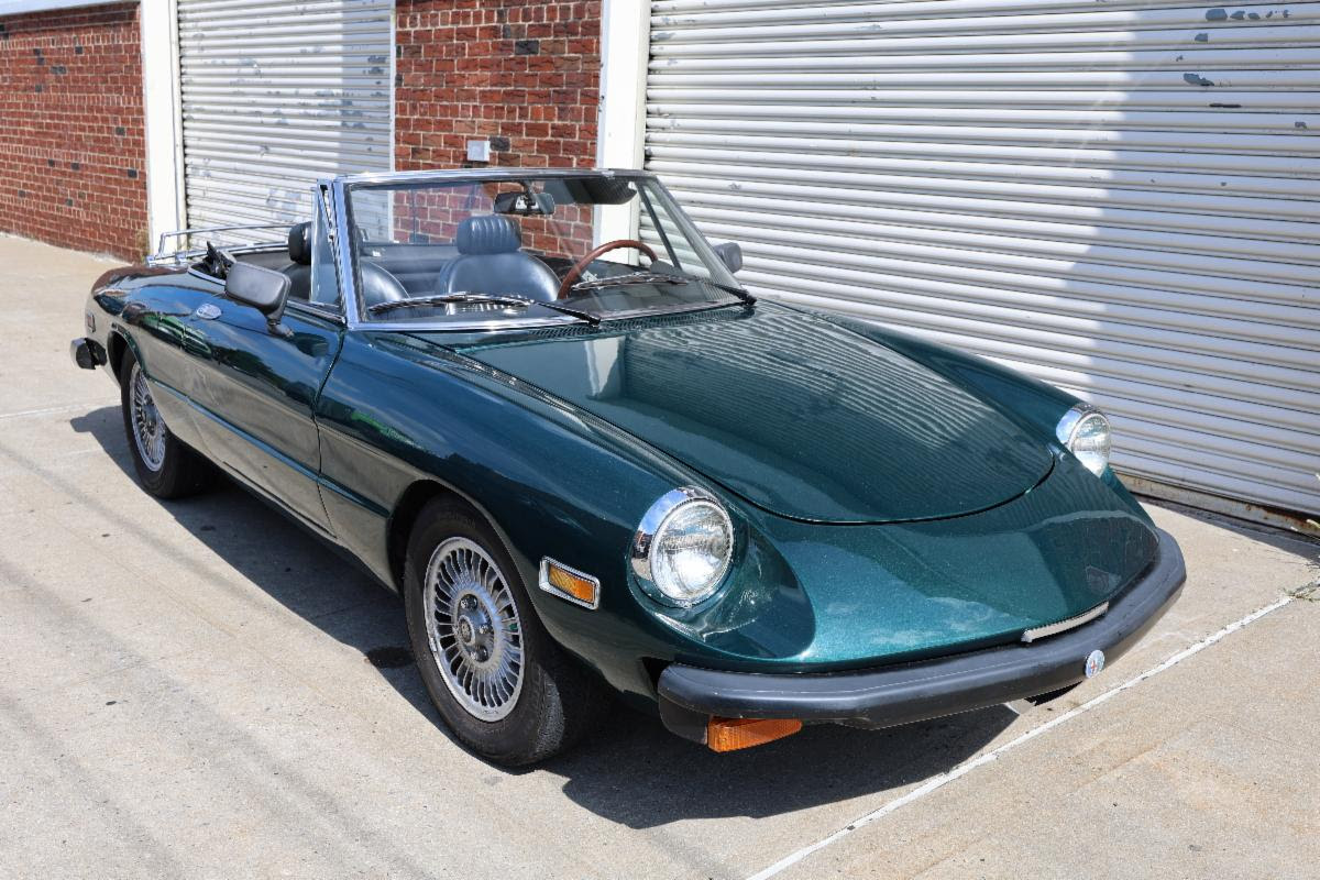 1976 Alfa Romeo 2000 Spider