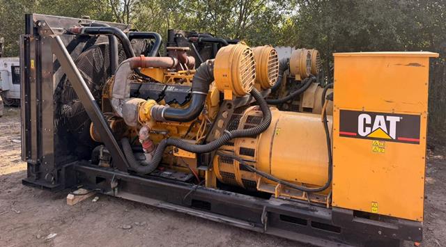  Used 1000 kva Cat C32 Open Type Set.
