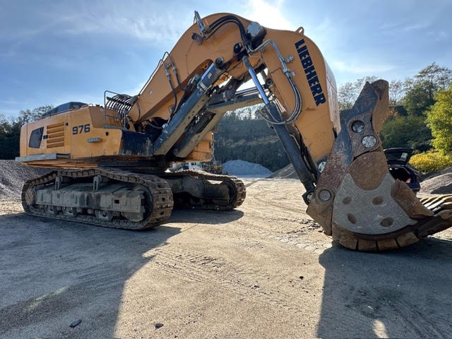 FOR SALE :  Liebherr R976 HD Front shovel excavator