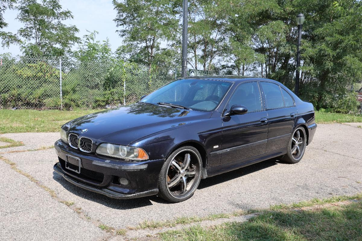 2003 BMW E39 M5